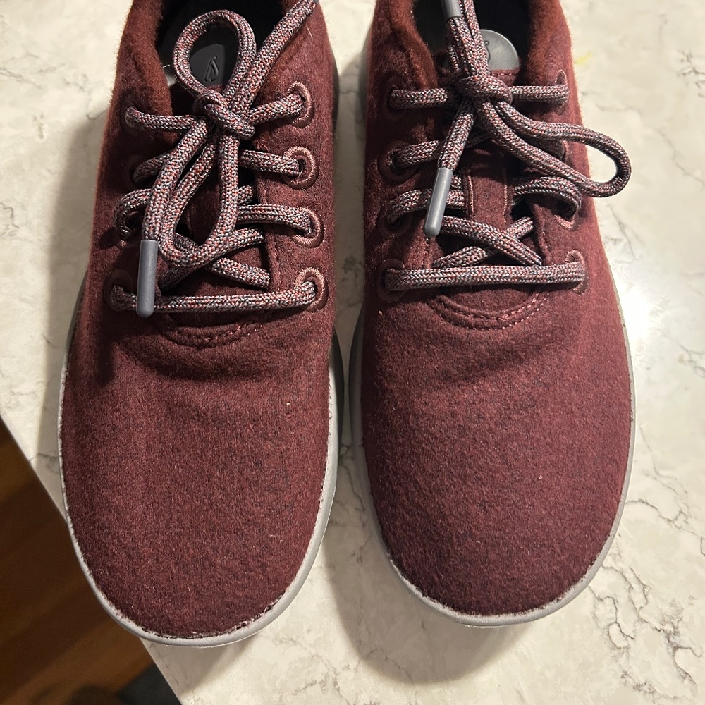 All-birds sneakers - W7 - never worn